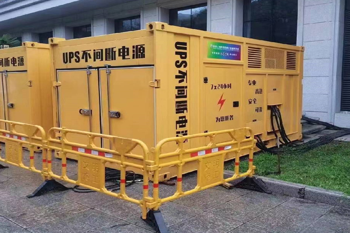 青山发电机租赁施工现场
